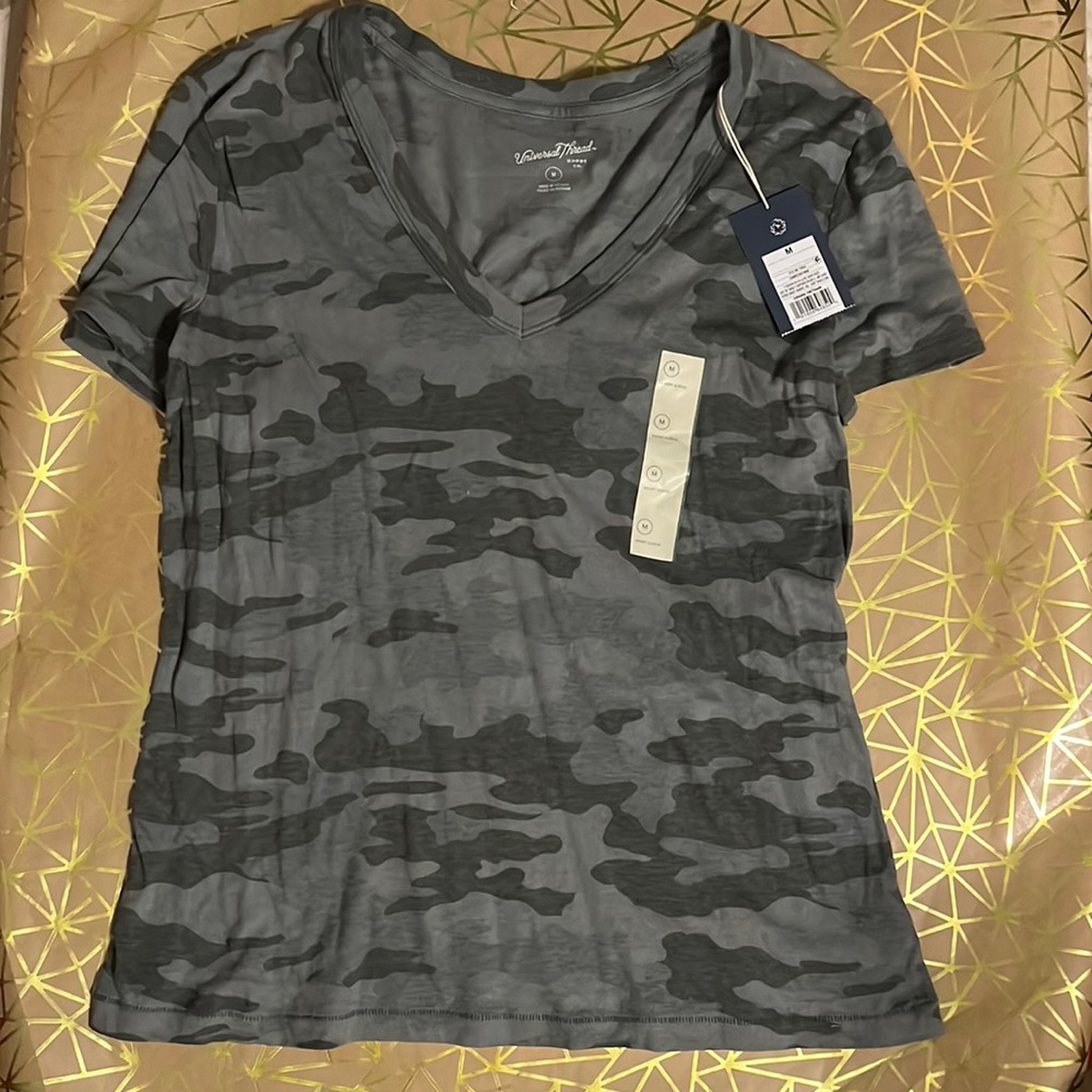 Camo v neck